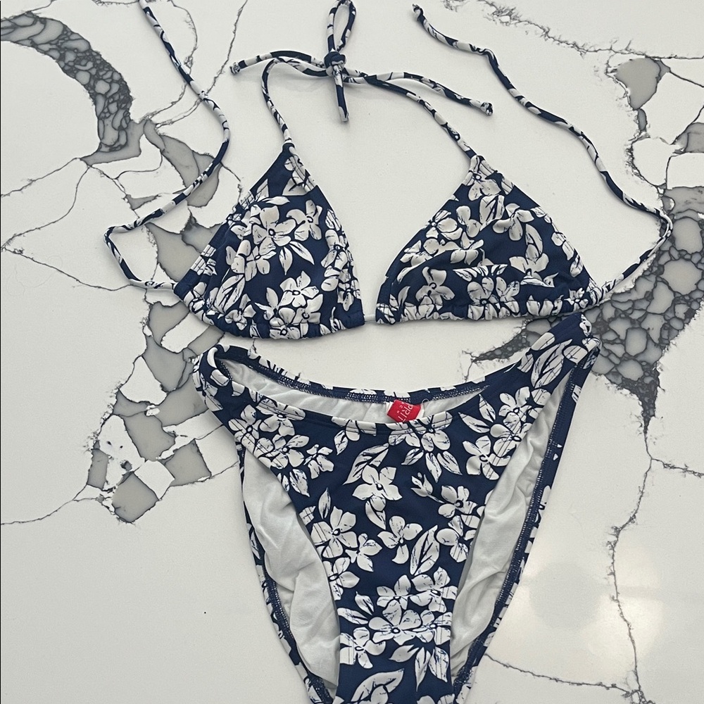 Esprit Navy and White Leaf Print 2000 Hight Cut Bikini, Size Small